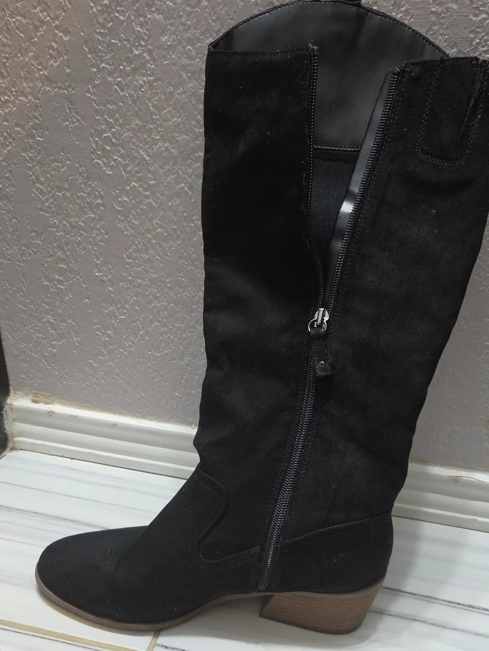 Dr. Scholl's Black Knee High Boots Block Heel.
